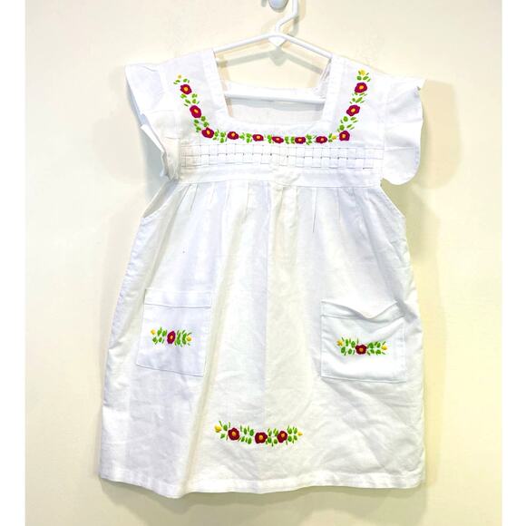 White Embroidered Mexican Style Cotton summer Dress 4t - Picture 6 of 7